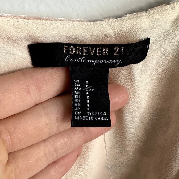 NWT Forever 21 Contemporary Pink Floral Wrap Short Mini Dress Size Small - Picture 7 of 9